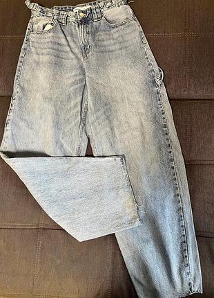 Блакитні джинси баггі bershka