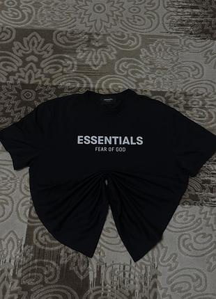 Футболка essentials fear of god