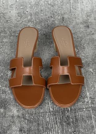 Жіночі шкіряні божоніжки сандалі hermes oasis