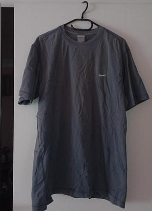 Чоловіча футболка nike