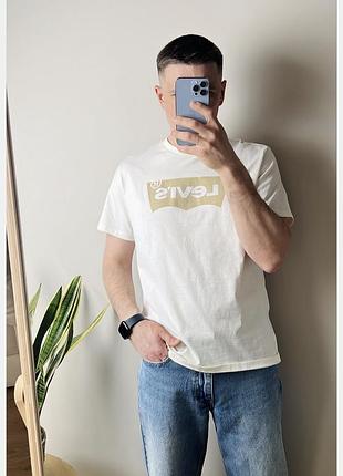 Оригінал !чоловіча футболка levi's standard fit