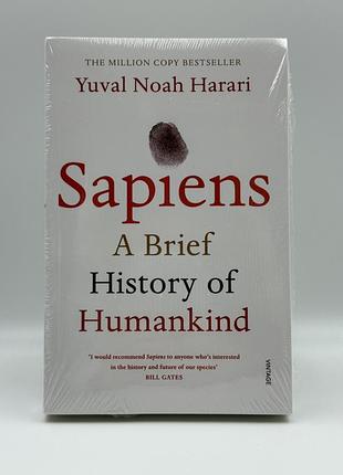 Книга "sapiens" by yuval noah harari англійською мовою