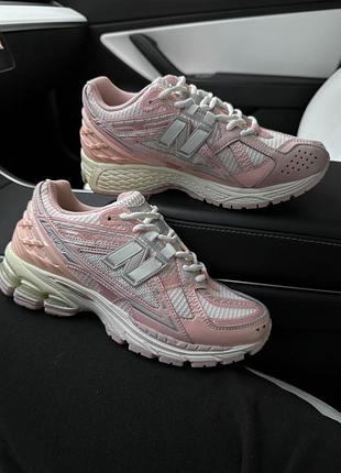 New balance 1906 pink beige