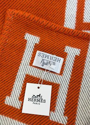 Плед та подушка hermes 3