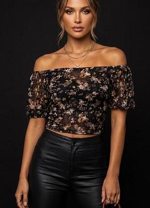 Чёрный кружевной кроп-топ new look с цветочным принтом, открытыми плечами, uk 10 (eu 38)