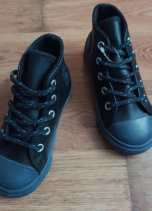 Нові оригінал converse р7/23 довжина устілки по факту 14.7см