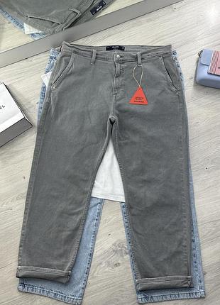Джинси hollister