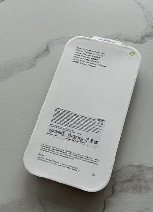 Чехол на iphone 17 pro max 5
