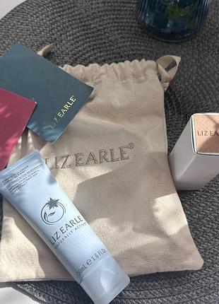 Набір для догляду за шкірою liz earle