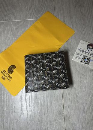 Гаманець від бренду goyard