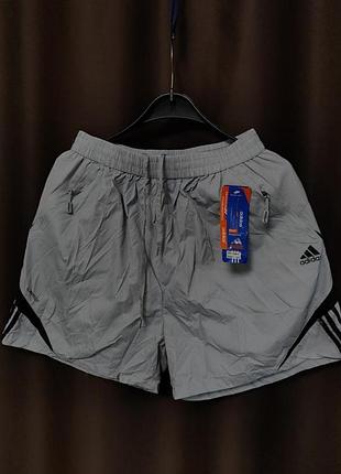 Мужские спортивные шорты adidas