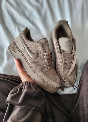 Nike air force 1 '07 brown