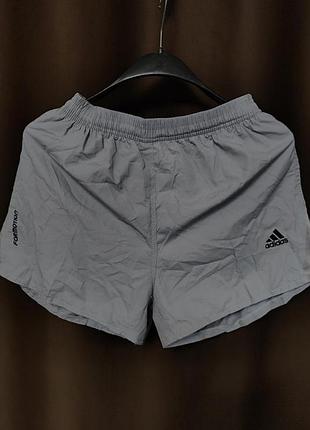 Чоловічі спортивні шорти adidas