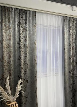 Жакардові мармурові штори сіро-шоколадного кольору 2шт. 150х270 з білим шифоновим тюлем 400х270, на тасьмі (shtn-k3-2)