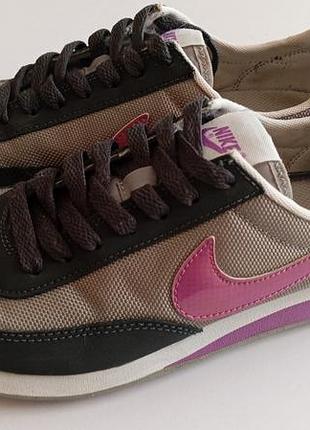 Женские кроссовки nike wmns elite 1968ile, выполненные в сером, черном и ярко-розовом цветах