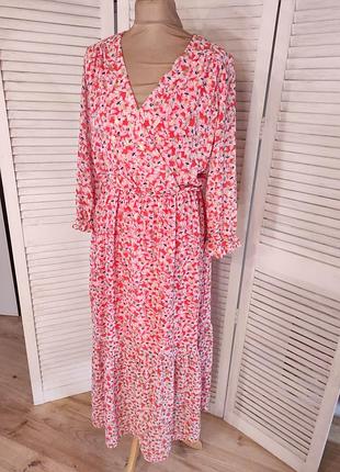 Довге плаття в квіти