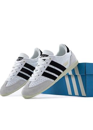 Стильні жіночі кросівки adidas japan white білі