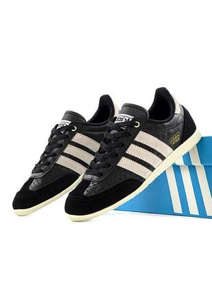 Стильні жіночі кросівки adidas japan black чорні