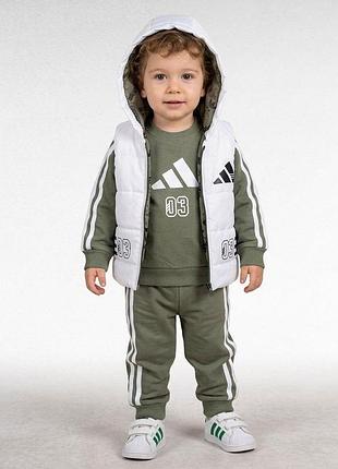 Детский костюм-тройка с жилеткой adidas 110 хаки