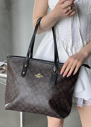 Жіночий шкіряний шопер coach брендовий шопер міський коуч сумка для дівчини через плече із шкіри коричневий