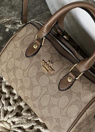 Женская классическая сумочка коуч брендовая деловая сумка из кожа coach кожаная сумка для девушки через плечо бежевый