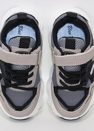 Кросівки дитячі 2