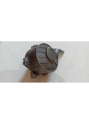 Насос вакуумний мерседес ml163 w270 (a6122300065)