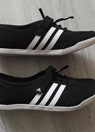 Кросівки adidas жіночі легкі літні, розмір 37.5, нові