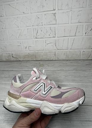 Крутые замшевые кроссовки new balance 9060