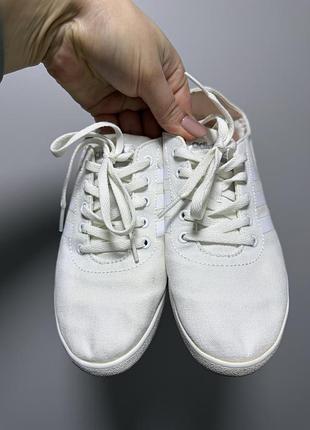 Кеди жіночі на вузьку ногу adidas оригінал, розмір 37.5
