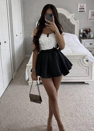Міні спідниця