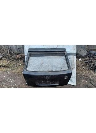 Крышка багажника ляда skoda fabia