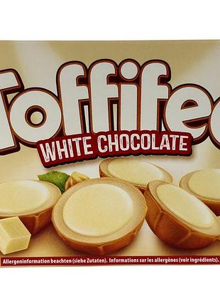 Цукерки toffifee лісовий горіх у карамелі в білому шоколаді white chocolate die haselnuss in caramel, 125 г