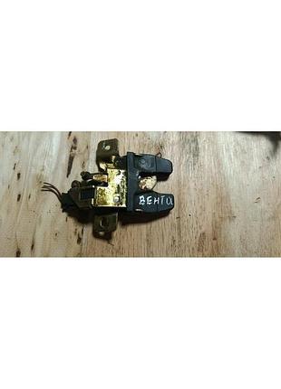 Замок багажника 357827563, 357827503b volkswagen vento 1.8 93г.в.