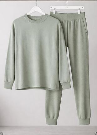 Теплий трикотажний домашній костюм, піжама primark фісташковий лонгслів, штани в рубчик