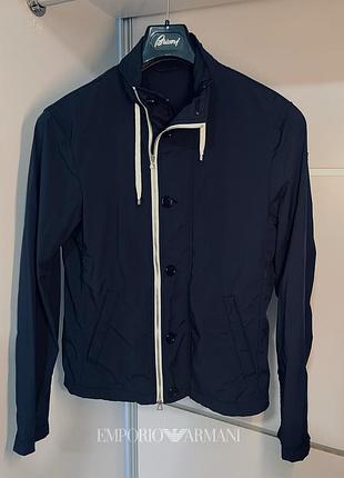 Чоловіча вітрова emporio armani size m довжина 65  плечі 45 рукави 65  груди 54