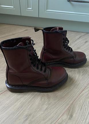 Черевики dr. martens