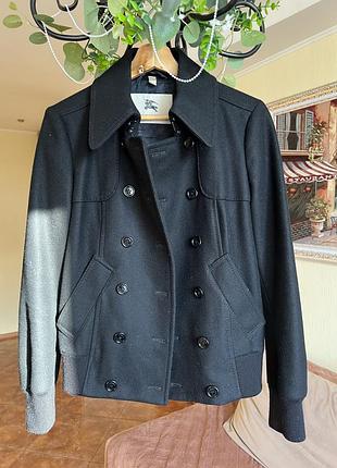 Жіноче пальто burberry size s плечі 40  довжина 56 рукави 63 груди 47 стан нового оригінал