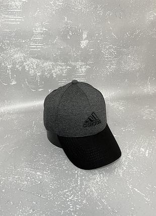 Черно-серая кепка с вышивкой adidas (адидас) трикотажна