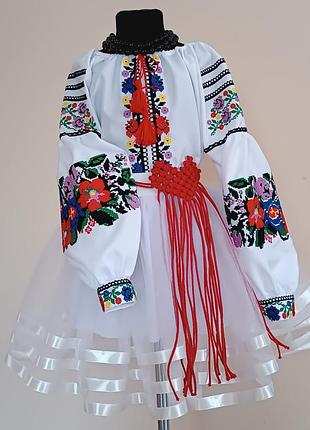 Вышиванка, вышитые платья