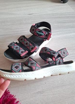 Босоножки 35 размера skechers