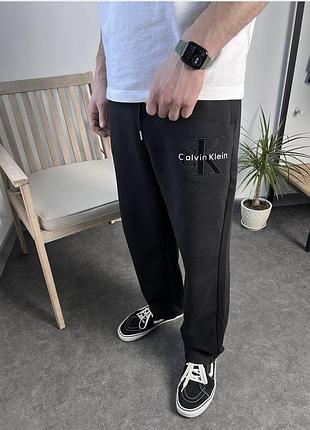 Оригінал 100% спортивні  чоловічі штани прямого крою calvin klein