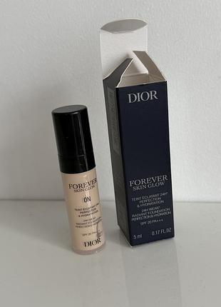 Dior skin glow 0n 5ml 1n тональний крем діор пробник