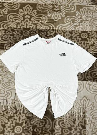 Футболка the north face