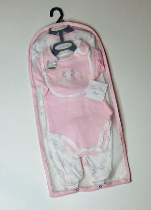 Подарочный комплект в сетке для девочки 3-6 мес