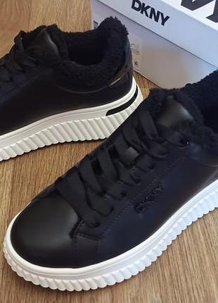 Женские кожаные утепленные кроссовки на платформе  dkny laraline 38,5