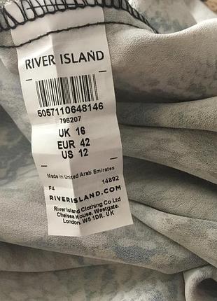 River island 4