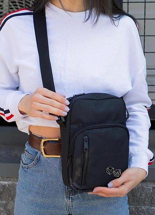 Жіноча сумка месенджер барсетка через плече without з принтом cube black