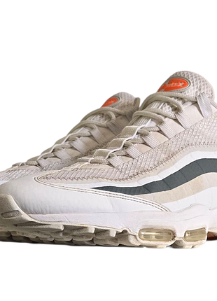 Nike hoka salomon saucony