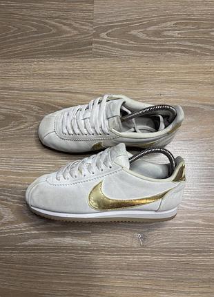 Кросівки nike